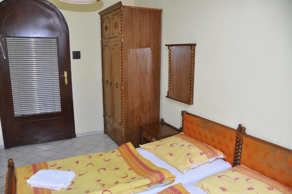 Hotel Palota Budapest Room photo